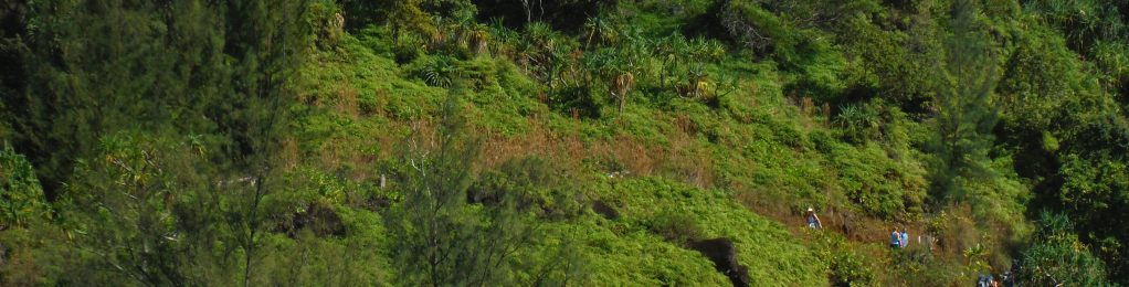 napali hiking