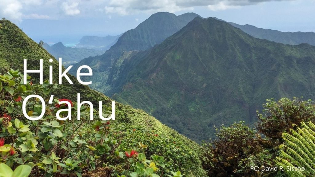 An image of the Koʻolau mountains with the words Hike Oʻahu