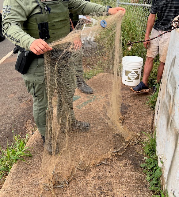 Department of Land and Natural Resources  04/26/23 – DOCARE OFFICERS  CONDUCT O'AHU-WIDE ENFORCEMENT OF FISHING NET REGULATIONS