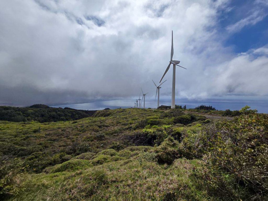 KWP wind turbines on Maui